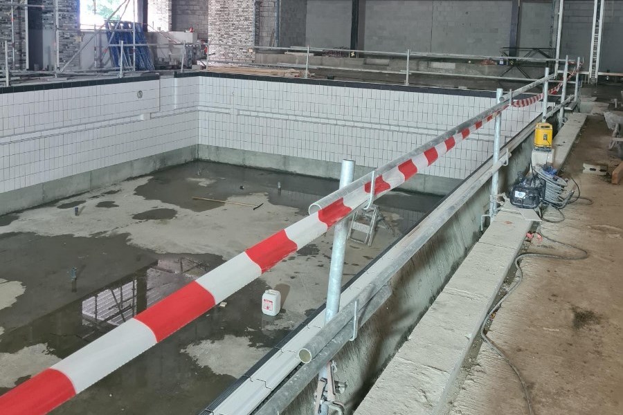 Bericht Kom kijken in het nieuwe zwembad in aanbouw bekijken